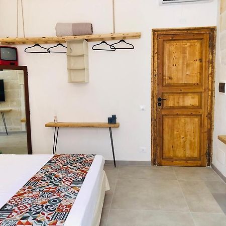 I Mori - Rooms & Apartment トラーパニ エクステリア 写真